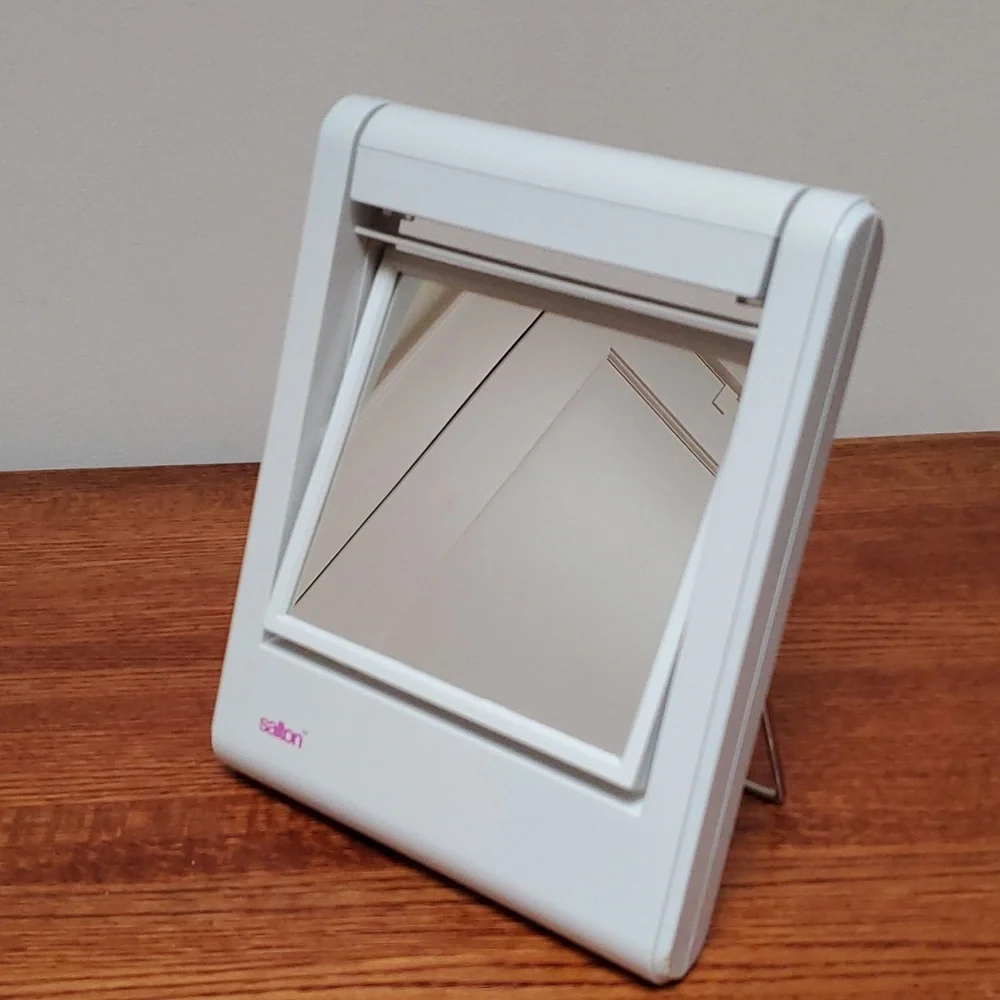 SALTON Lighted Make-up Mirror